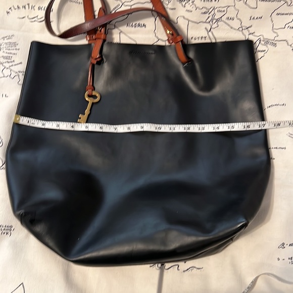 Fossil black tote - Picture 6 of 8